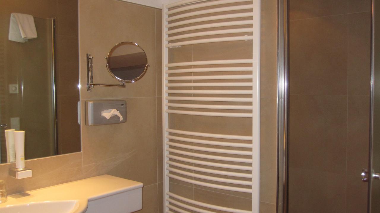 Hotel Badhaus เซลล์อัมเซ ห้อง รูปภาพ
